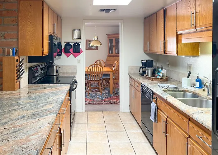 Holiday home Mountain View! 55-plus Valley Townhome