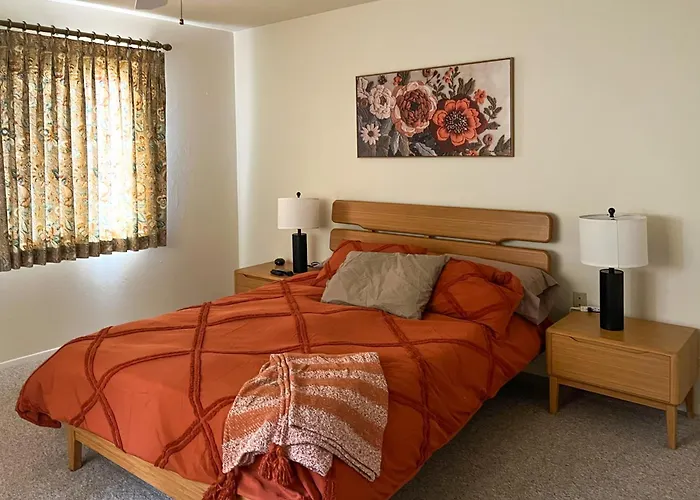 Mountain View! 55-plus Valley Townhome *